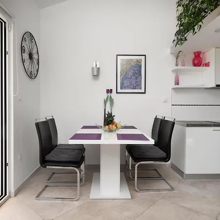 The Tribunj 아파트 Tribalj