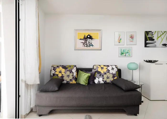 The Tribunj Apartman